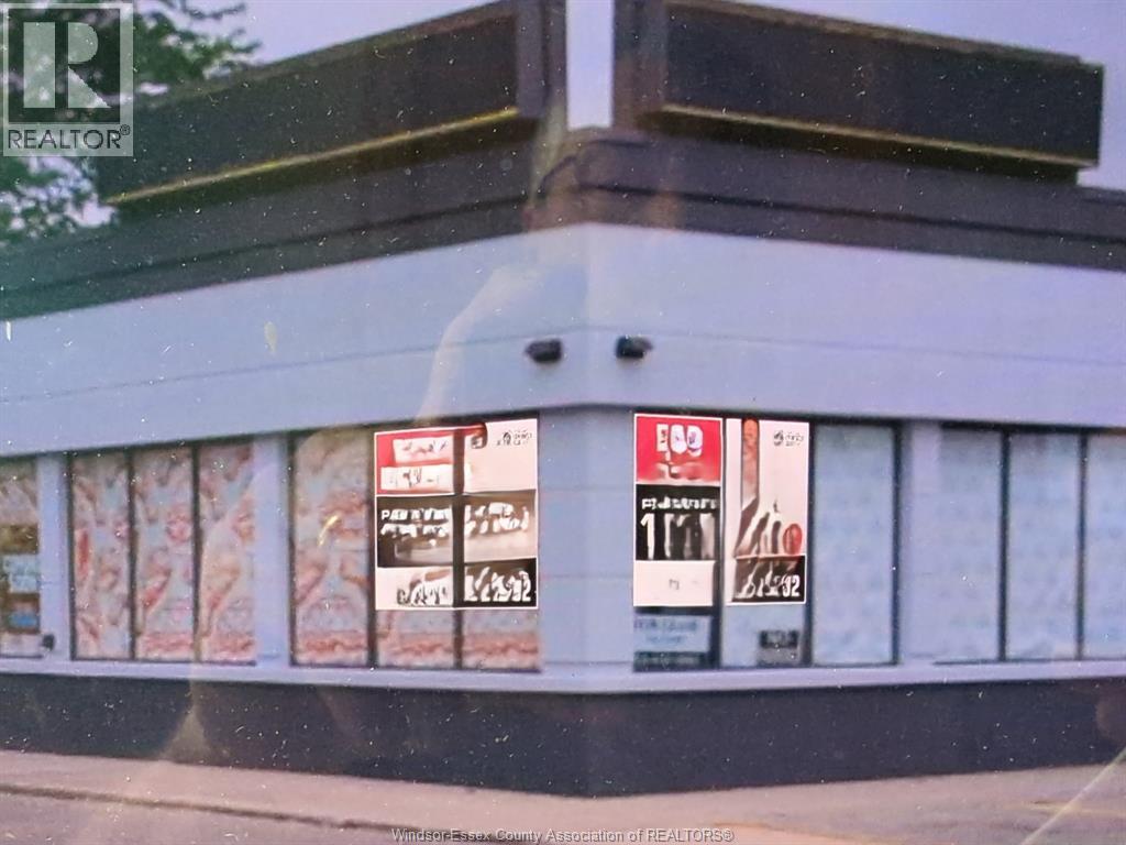 525 GRAND AVENUE West, Chatham, Ontario