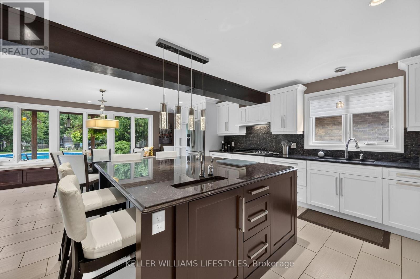 15 Winship Close, London South, Ontario  N6C 5M7 - Photo 3 - X13796882