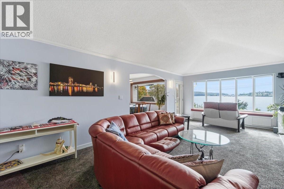 1410 Sherwood Dr photo 10