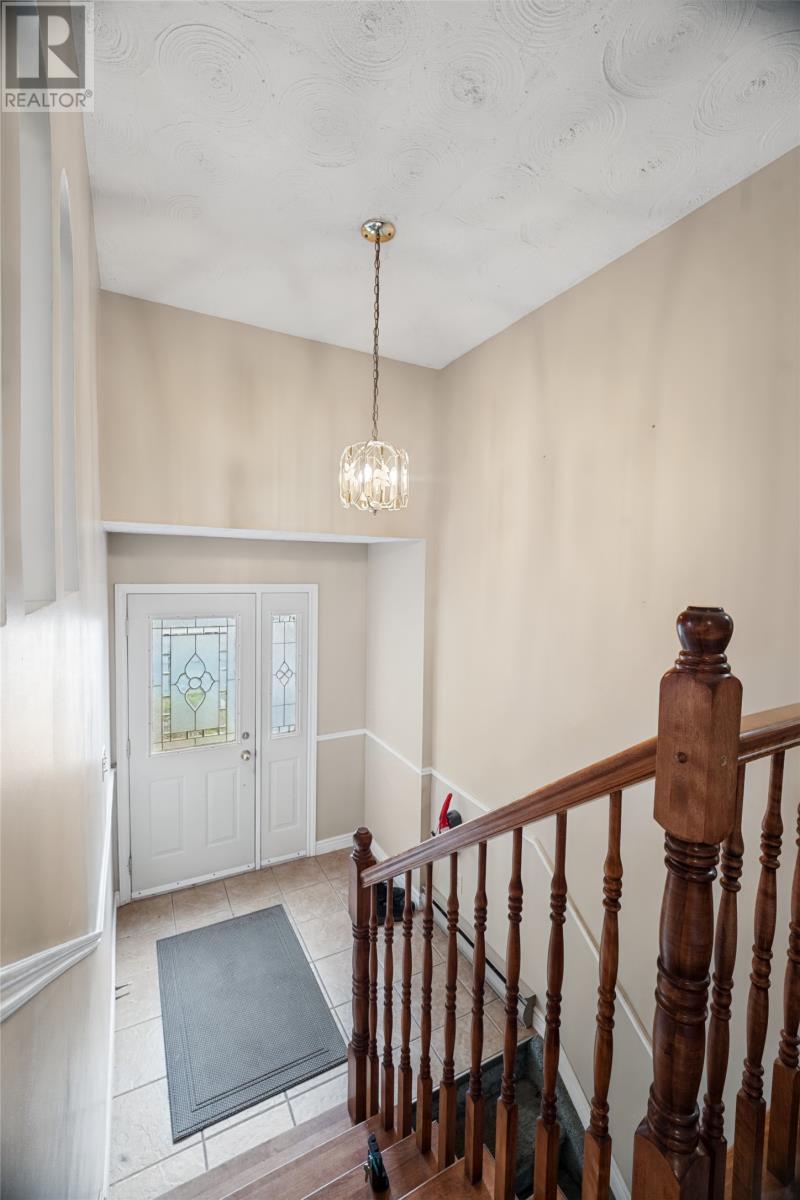 36 Elizabeth Drive, Paradise — photo 13