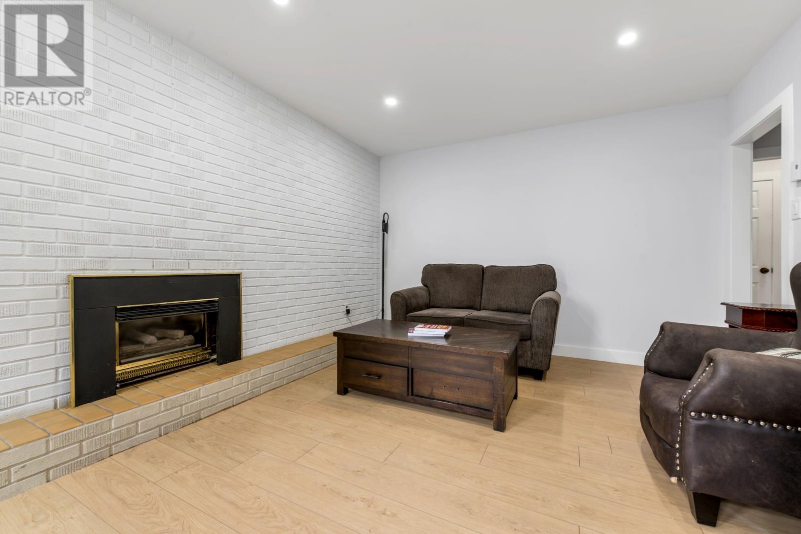 29 London Road, St. John's — photo 38