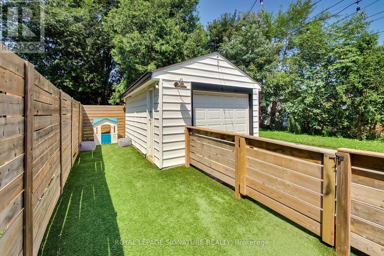 148 Mortimer Avenue, Toronto, Ontario  M4K 2A4 - Photo 37 - E13796864