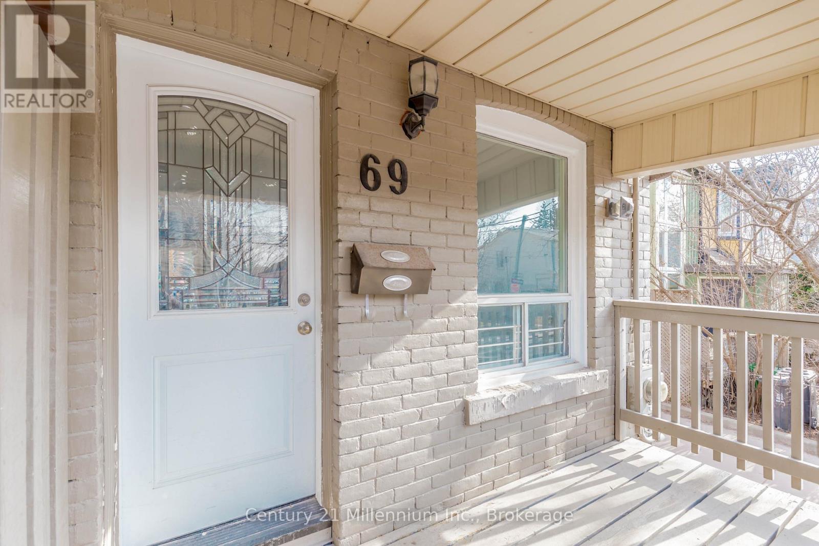 69 Laing Street, Toronto, Ontario  M4L 2N4 - Photo 4 - E13796826