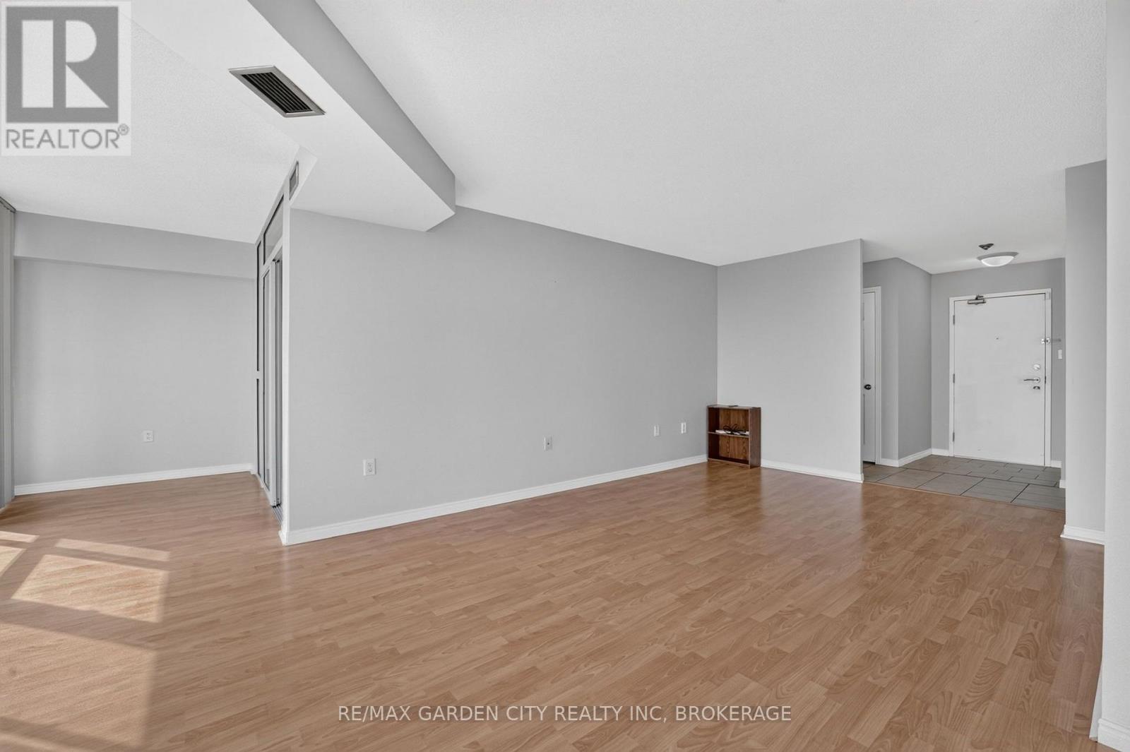 704 - 162 Martindale Road, St. Catharines, Ontario  L2S 3S4 - Photo 13 - X13549312