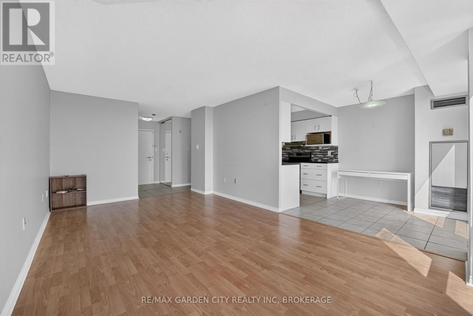 704 - 162 Martindale Road, St. Catharines, Ontario  L2S 3S4 - Photo 14 - X13549312