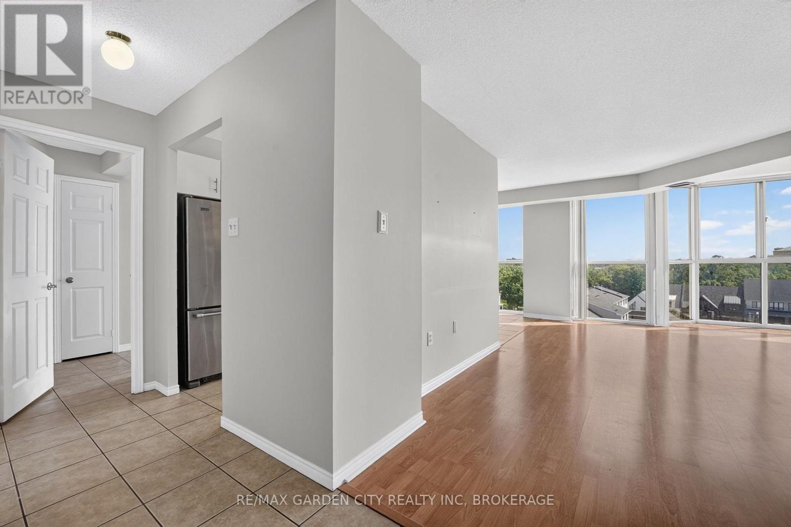 704 - 162 Martindale Road, St. Catharines, Ontario  L2S 3S4 - Photo 11 - X13549312