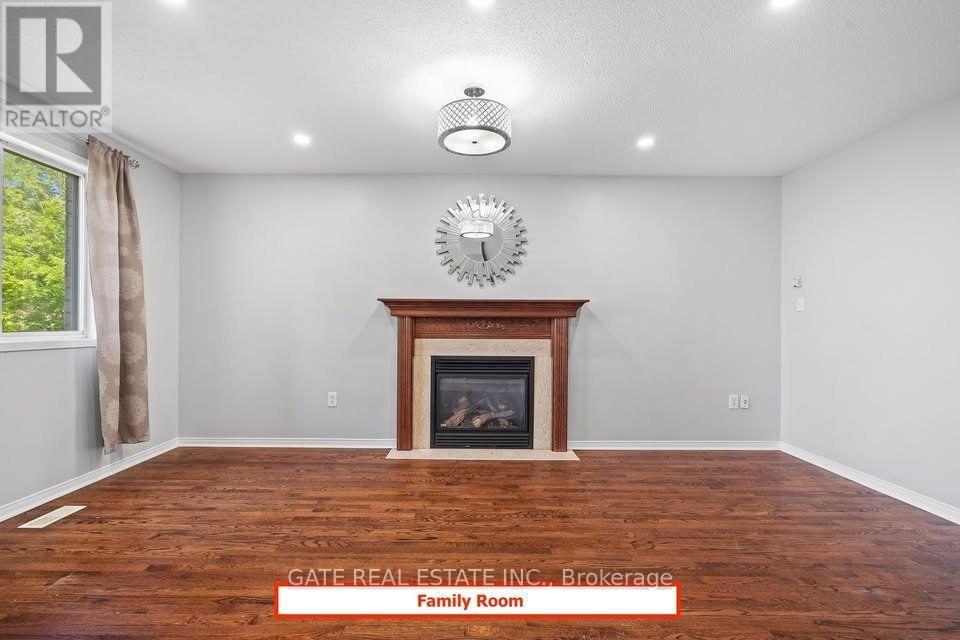 Main & 2nd Floor - 50 Stunden Lane, Barrie, Ontario  L4N 0H1 - Photo 10 - S13796814