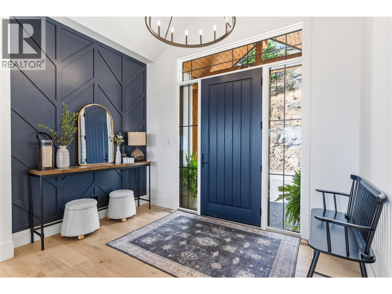 902 Lloyd Jones Drive West Kelowna Photo 4