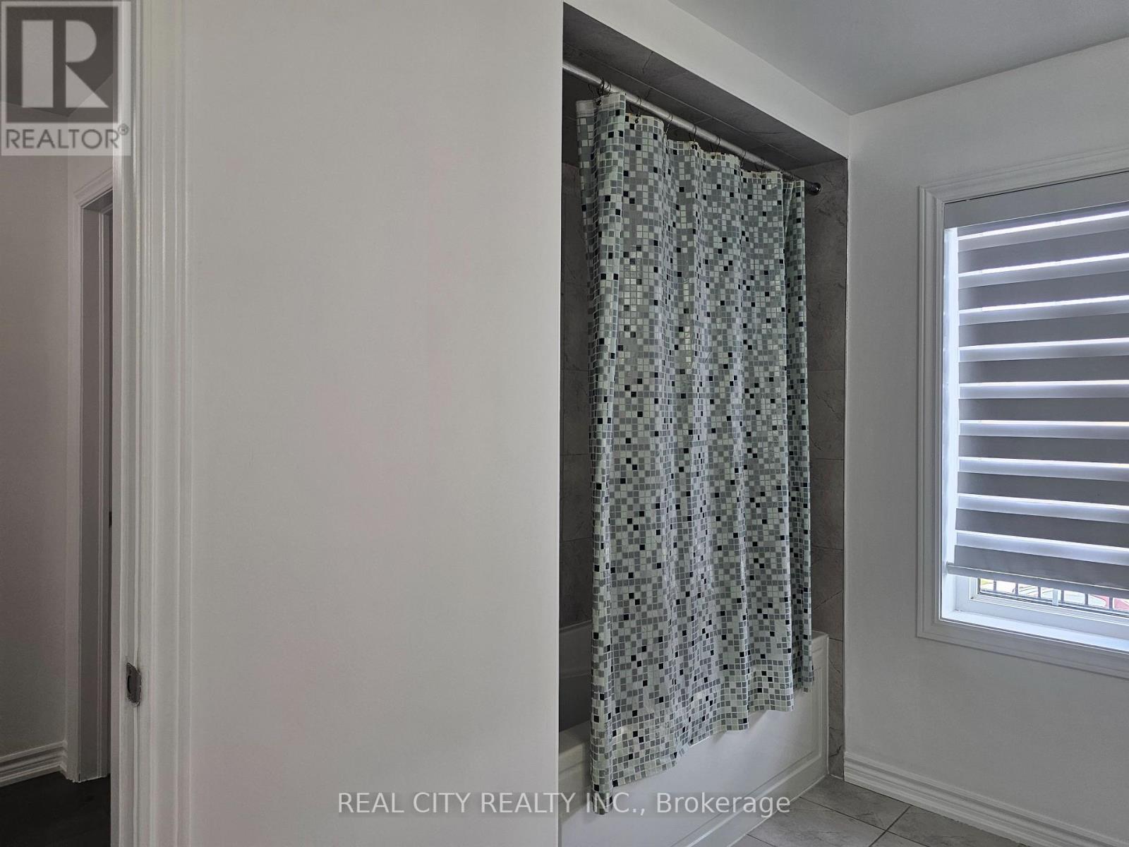 25 Whitton Drive, Brant, Ontario  N3L 0L2 - Photo 38 - X13796780