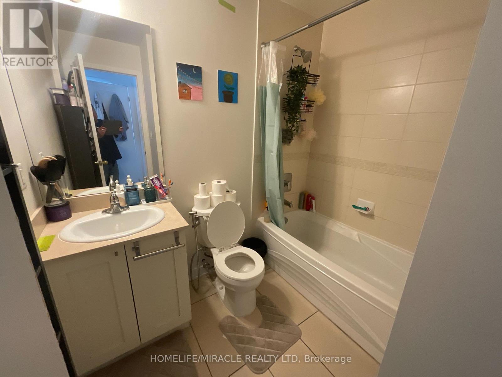 3009 - 4070 Confederation Parkway, Mississauga, Ontario  L5B 0E9 - Photo 13 - W13767610