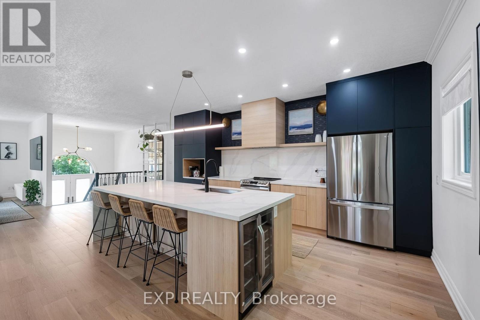 256 Old Mosley Street, Wasaga Beach, Ontario  L9Z 2J2 - Photo 7 - S13665768