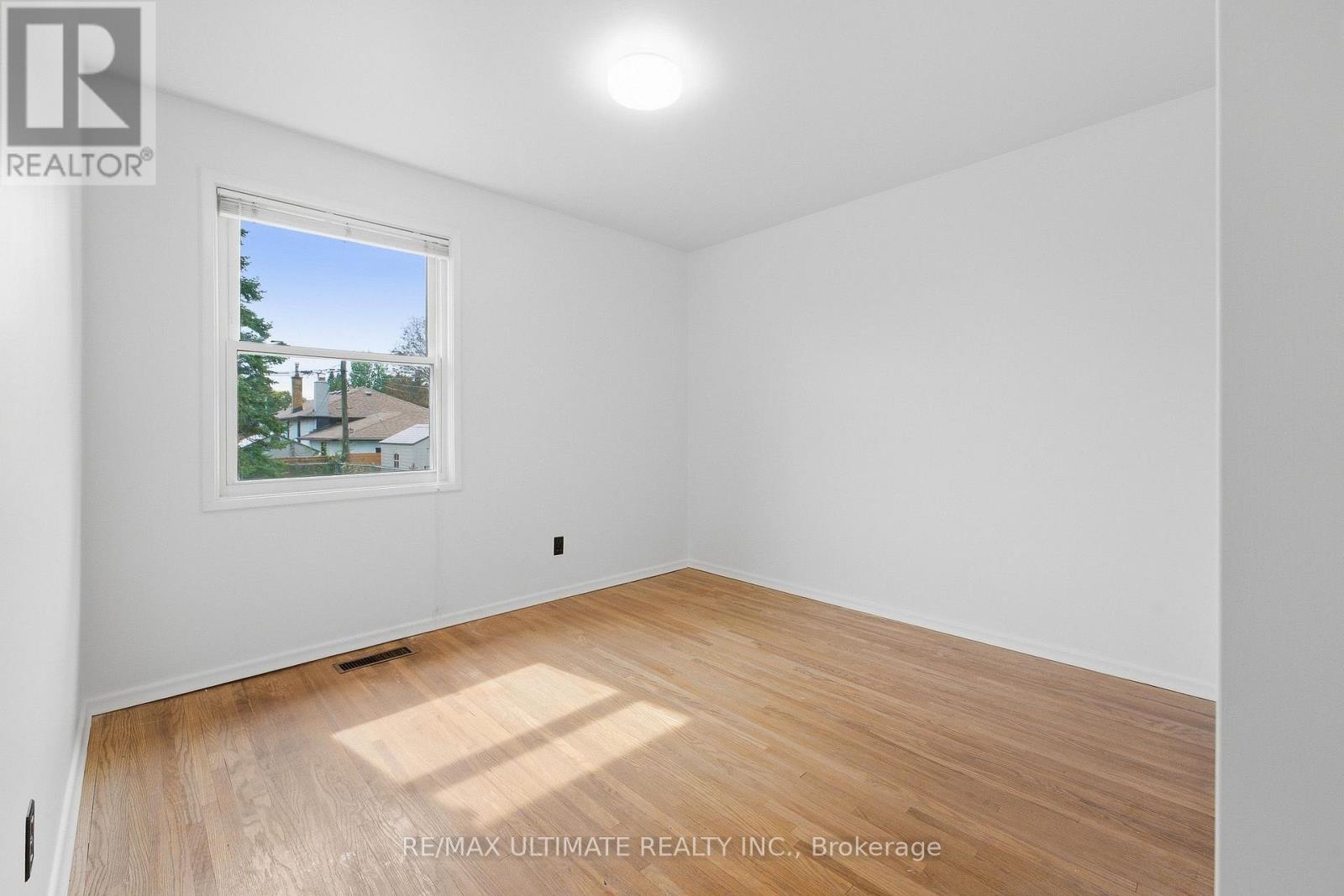 4 Moray Place, Toronto, Ontario  M1R 2E2 - Photo 16 - E13796204