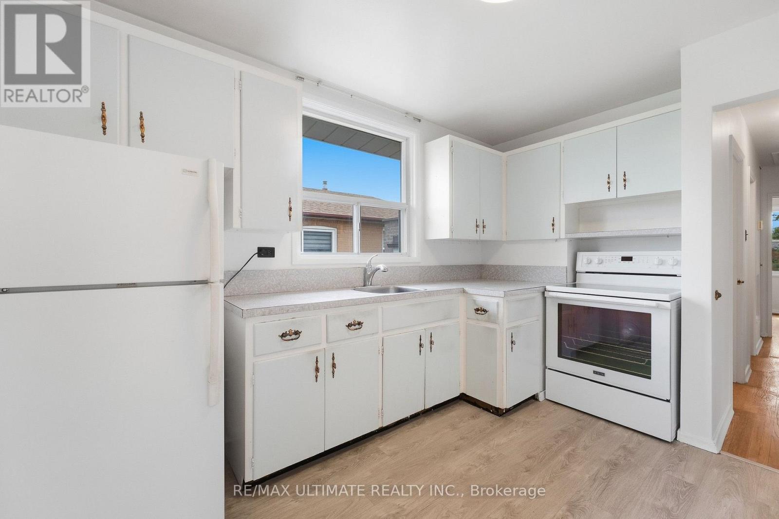 4 Moray Place, Toronto, Ontario  M1R 2E2 - Photo 8 - E13796204