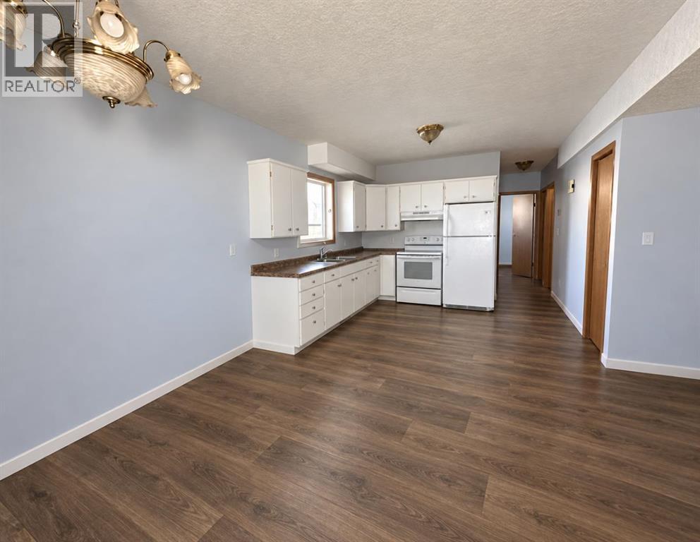 200 Upland Boulevard W, Brooks, Alberta  T1R 0R1 - Photo 16 - A2337316
