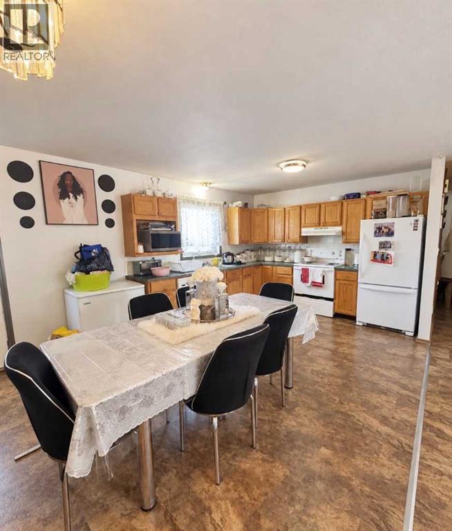 200 Upland Boulevard W, Brooks, Alberta  T1R 0R1 - Photo 8 - A2337316