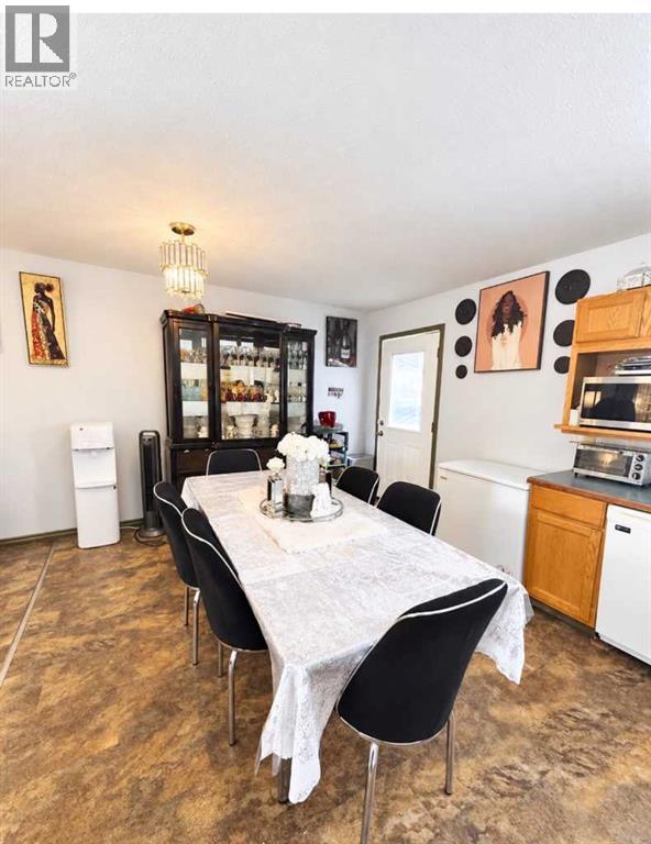 200 Upland Boulevard W, Brooks, Alberta  T1R 0R1 - Photo 6 - A2337316