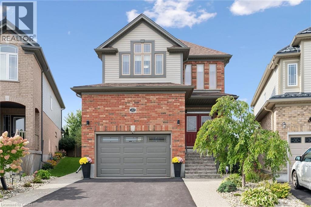 82 DRONE Crescent, Guelph, Ontario