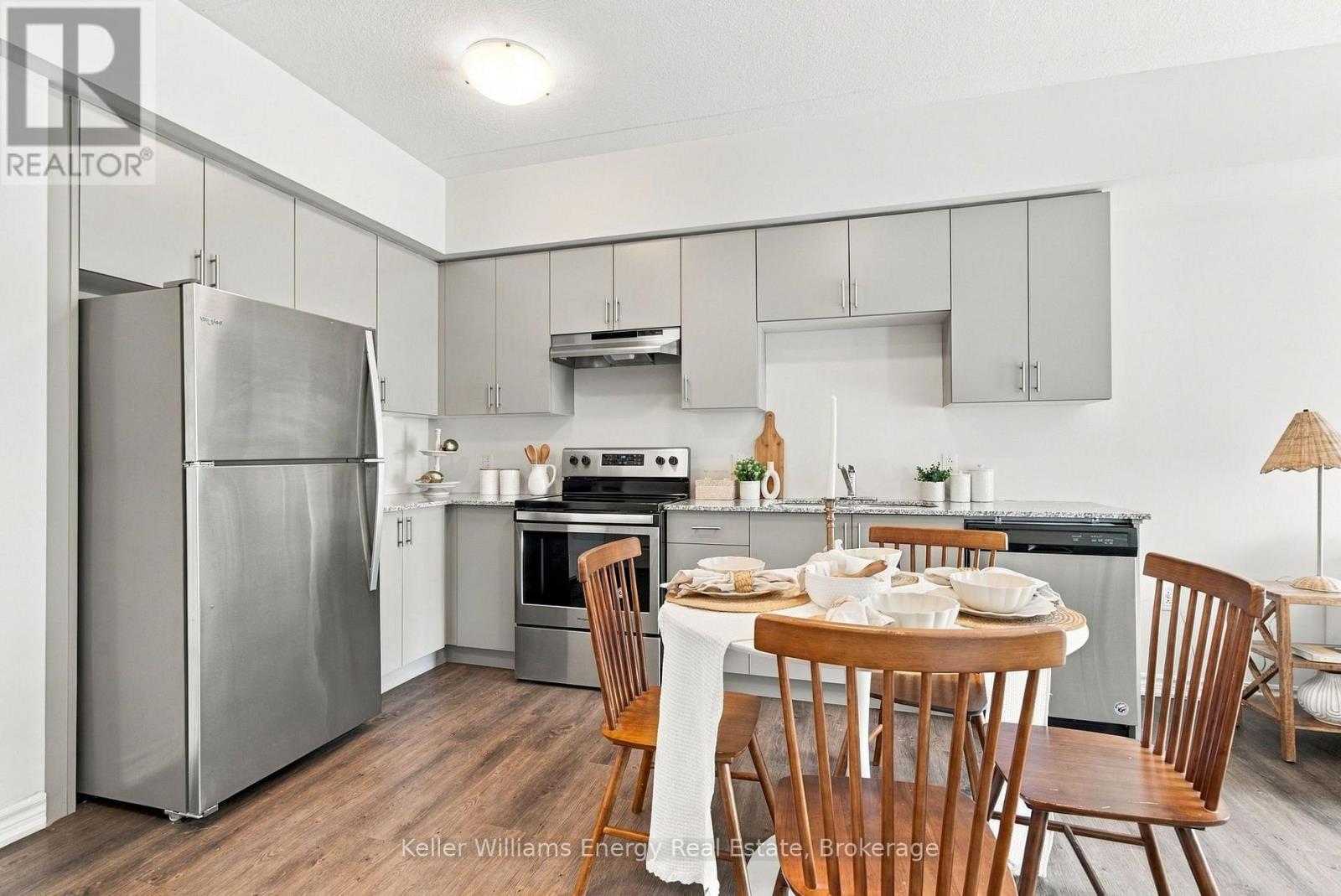 113 - 290 Liberty Street N, Clarington (Bowmanville), Ontario  L1C 0V5 - Photo 6 - E13797272