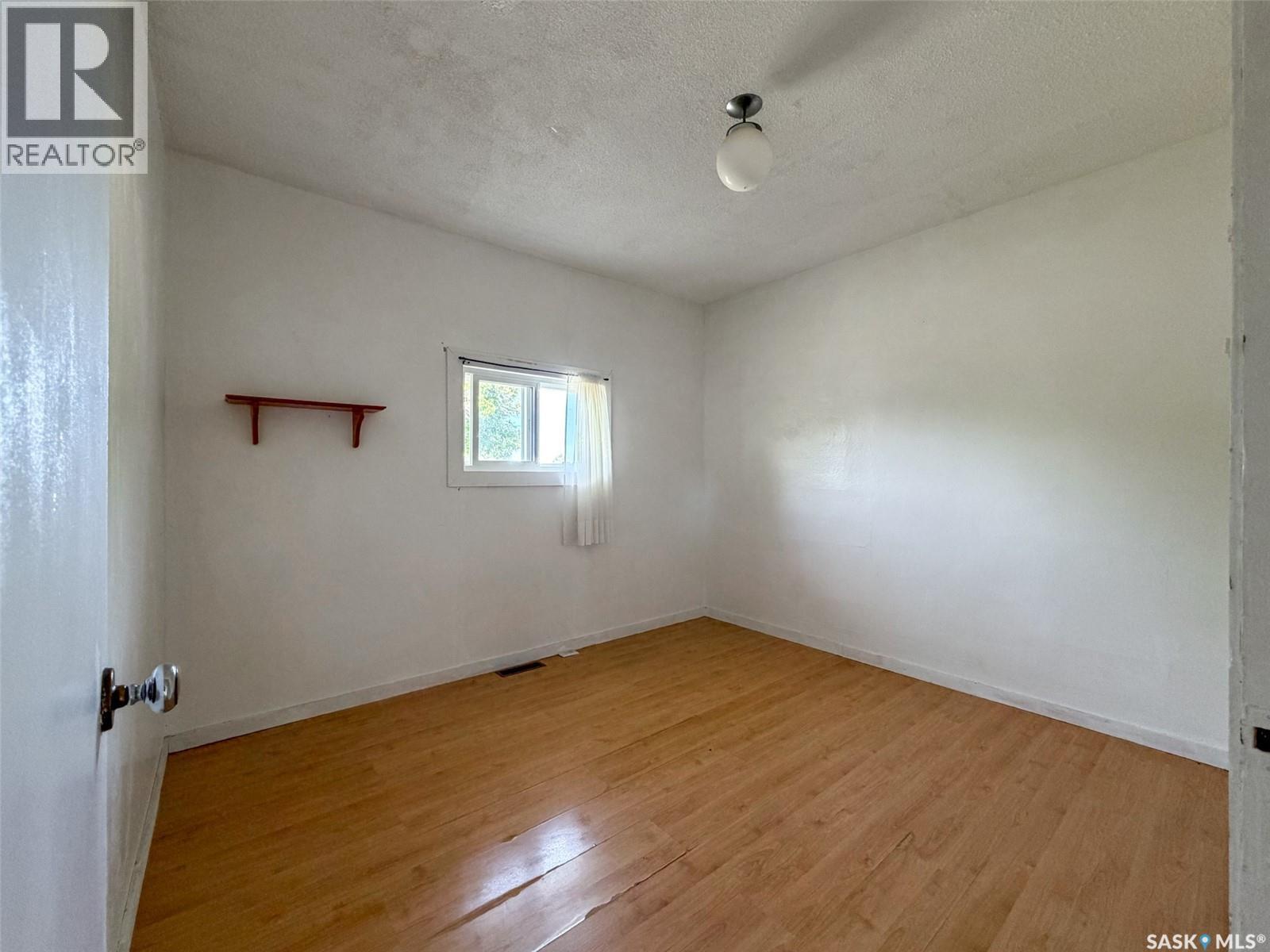 108 1st Street E, Climax, Saskatchewan  S0N 0N0 - Photo 15 - SK048735