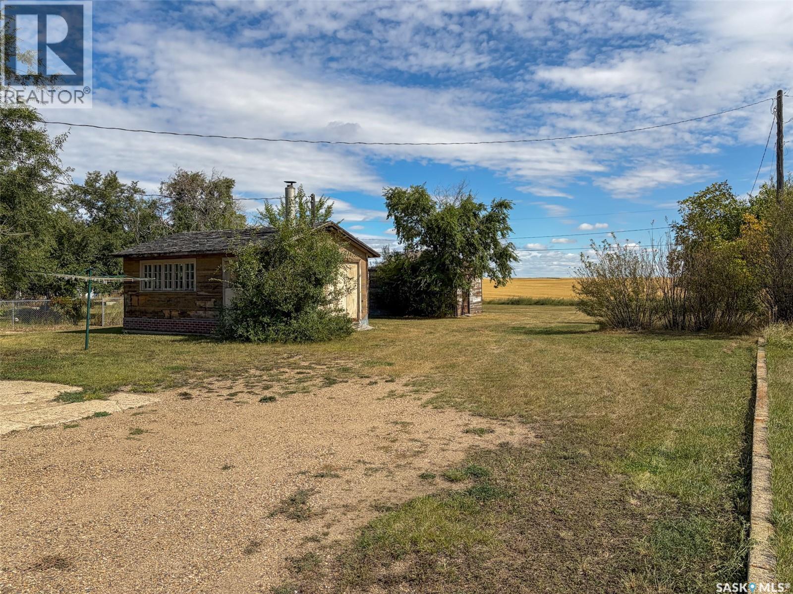 108 1st Street E, Climax, Saskatchewan  S0N 0N0 - Photo 44 - SK048735
