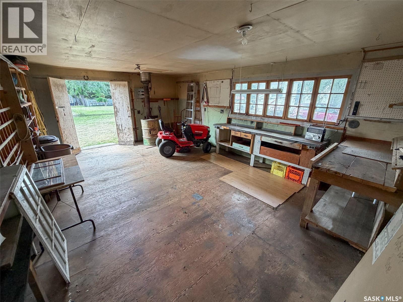 108 1st Street E, Climax, Saskatchewan  S0N 0N0 - Photo 50 - SK048735