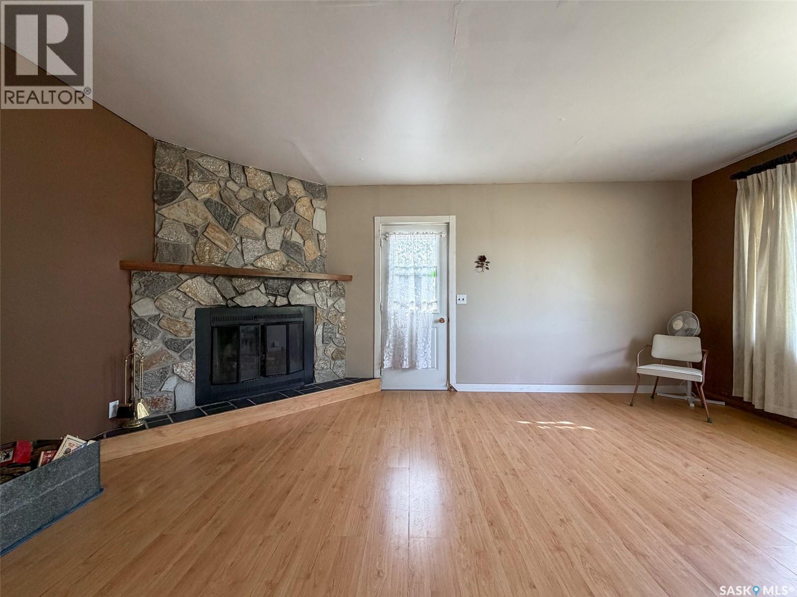 108 1st Street E, Climax, Saskatchewan  S0N 0N0 - Photo 6 - SK048735