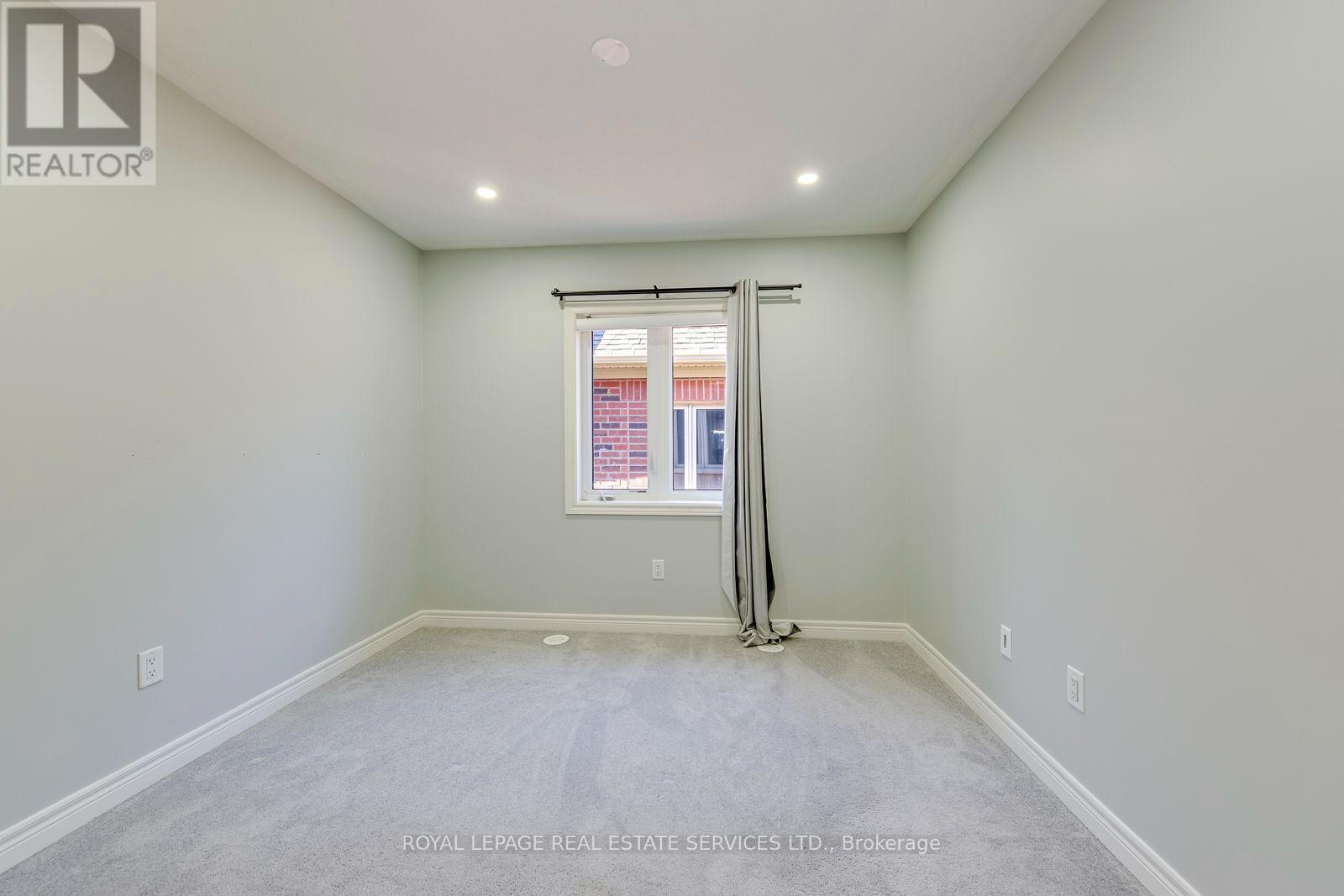 486 Silver Maple Road, Oakville, Ontario  L6H 3P6 - Photo 33 - W13571104