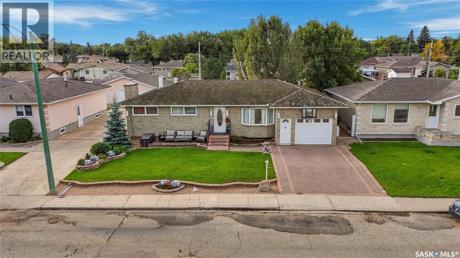 1015 Simcoe Street, Moose Jaw, Saskatchewan  S6H 3J3 - Photo 53 - SK048560