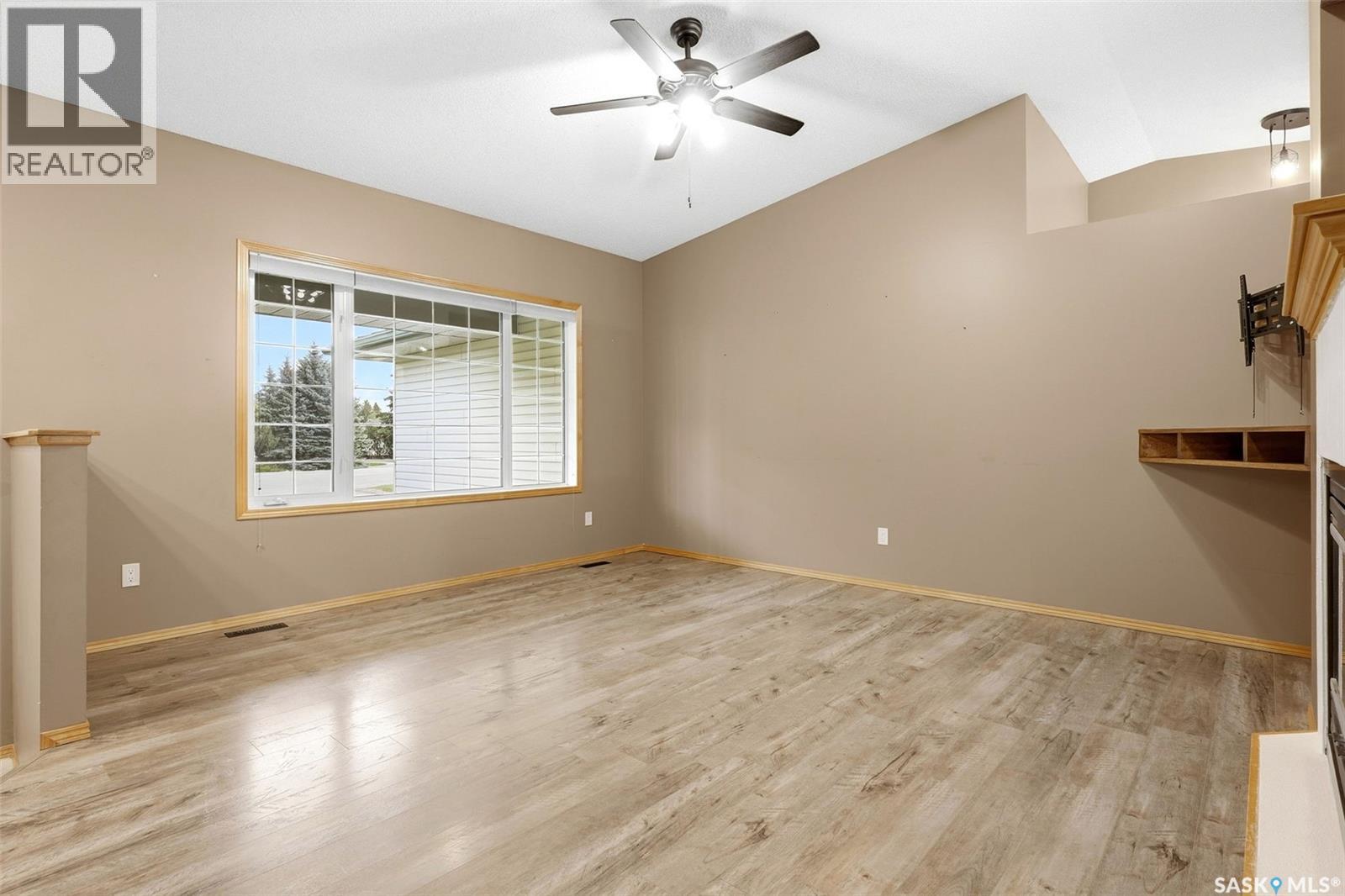 12 Stern Place, Edenwold Rm No.158, Saskatchewan  S4L 1B2 - Photo 5 - SK048410
