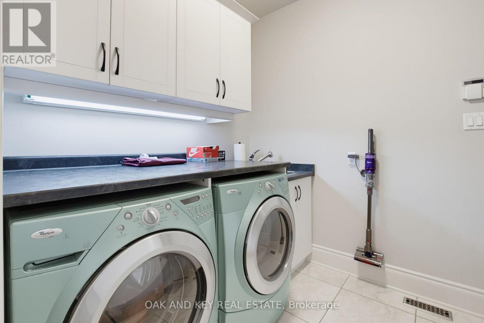 3301 Mclauchlan Court, London South, Ontario  N6P 0A6 - Photo 21 - X13797164