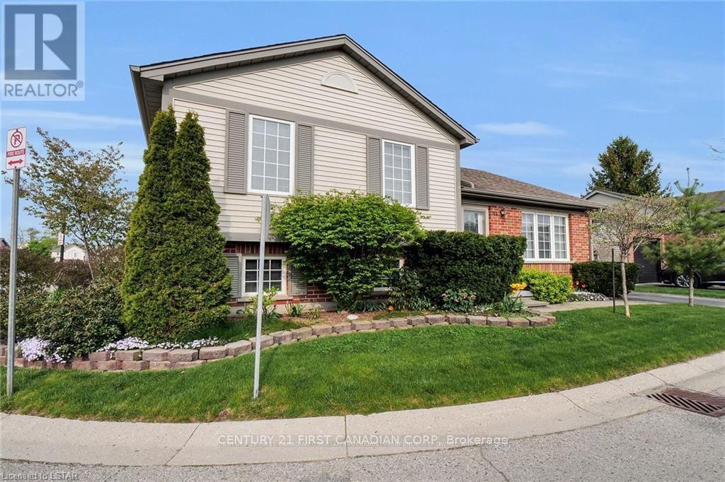 44 - 335 Lighthouse Road, London South, Ontario  N6M 1J8 - Photo 2 - X13797176