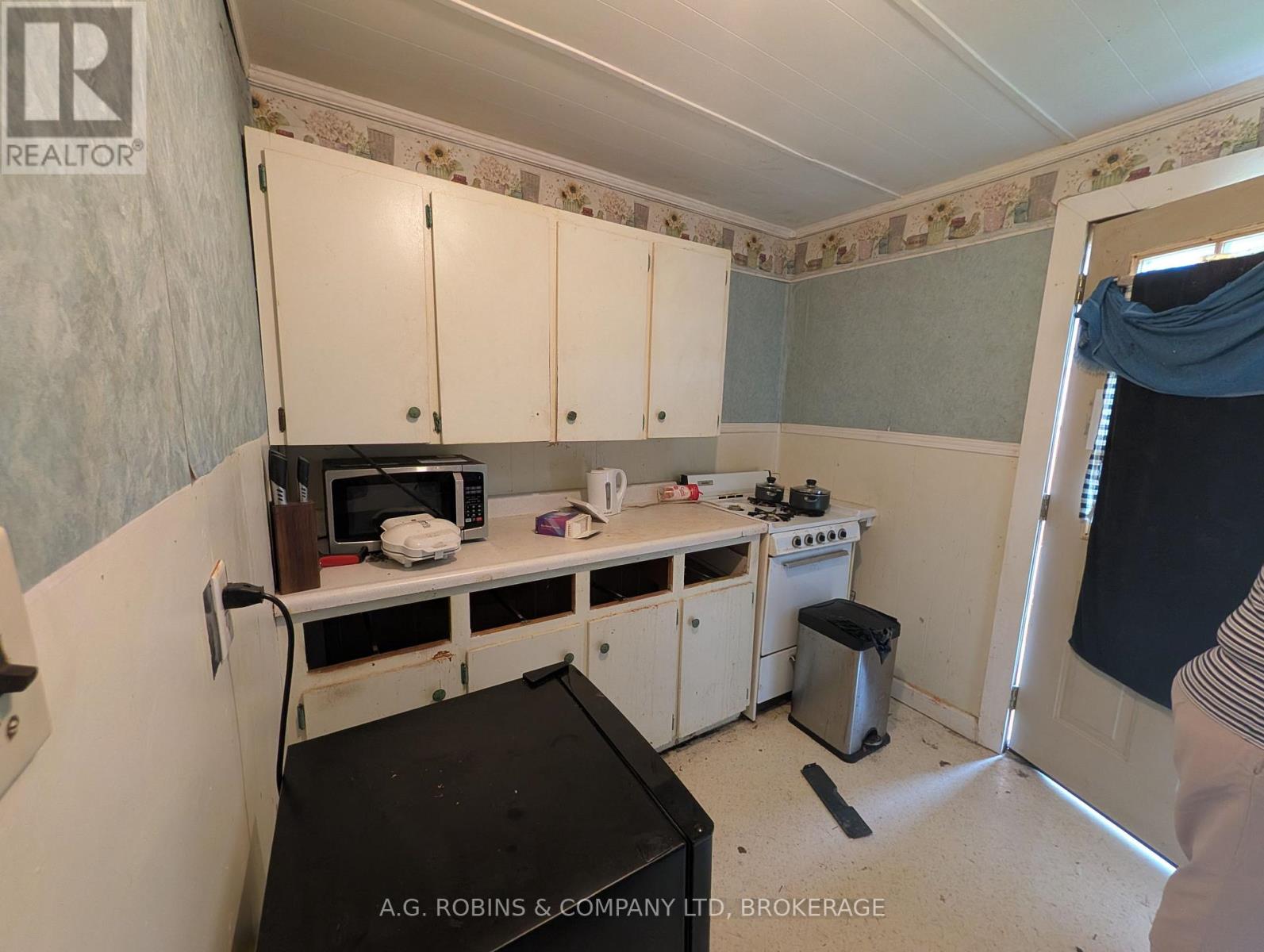 12040 Lakeshore Road, Wainfleet, Ontario  L0S 1V0 - Photo 24 - X13792234