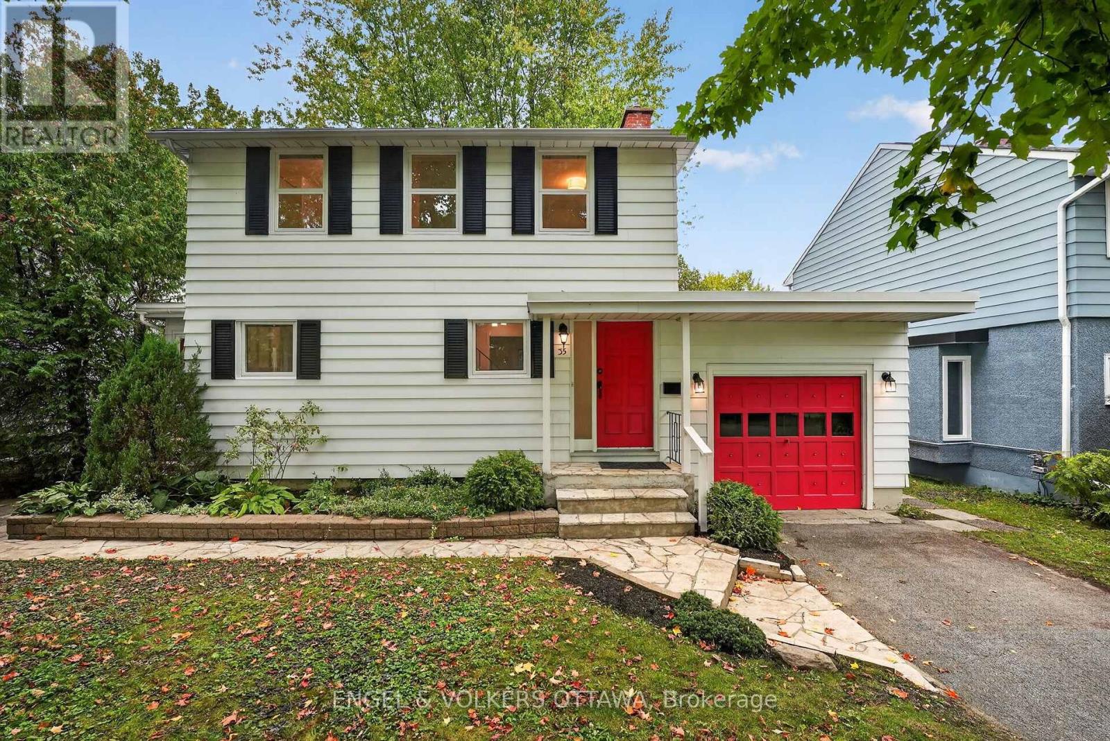35 BEDFORD CRESCENT, Ottawa, Ontario