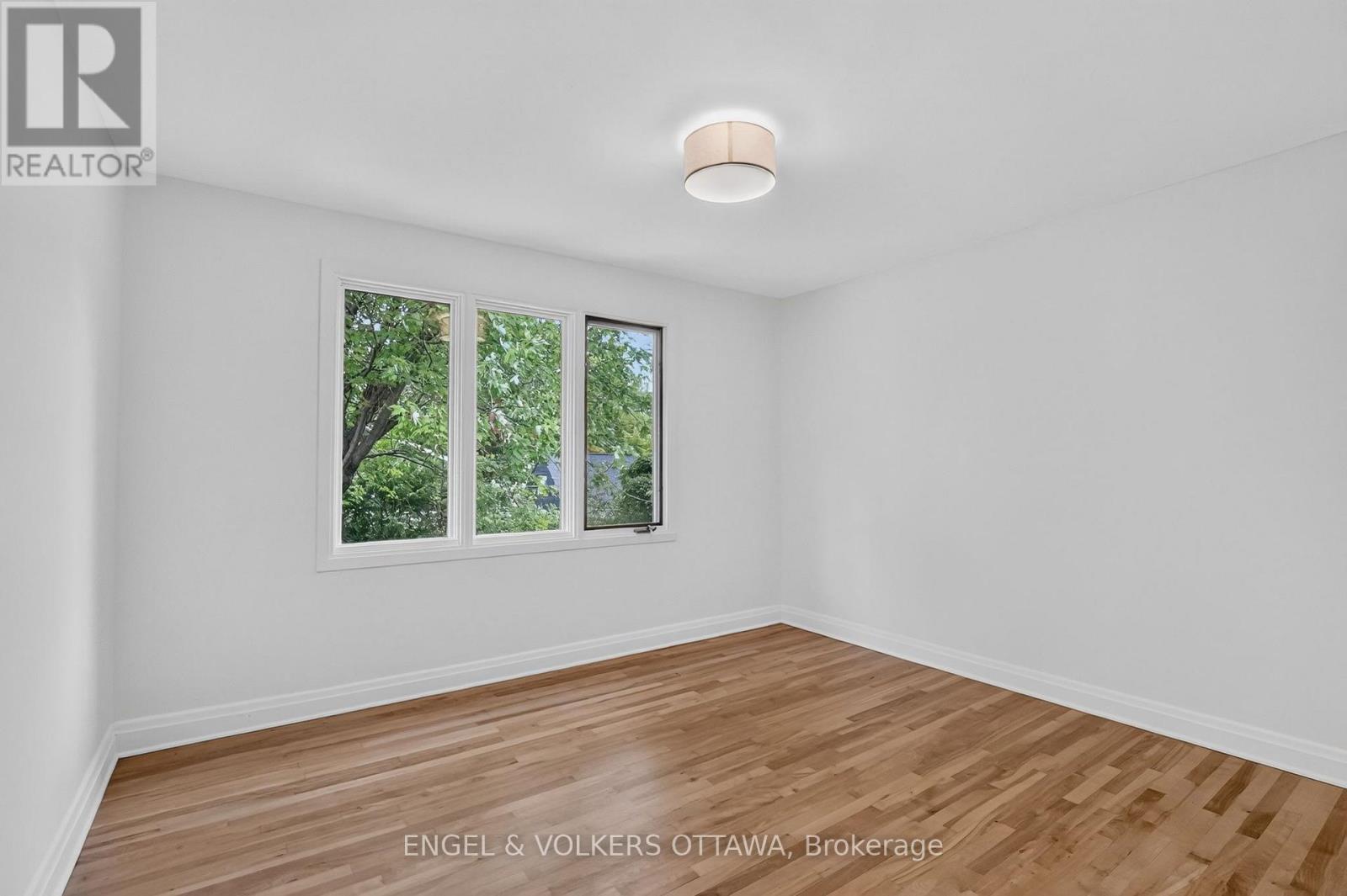 35 Bedford Crescent, Ottawa, Ontario  K1K 0E6 - Photo 24 - X13796904