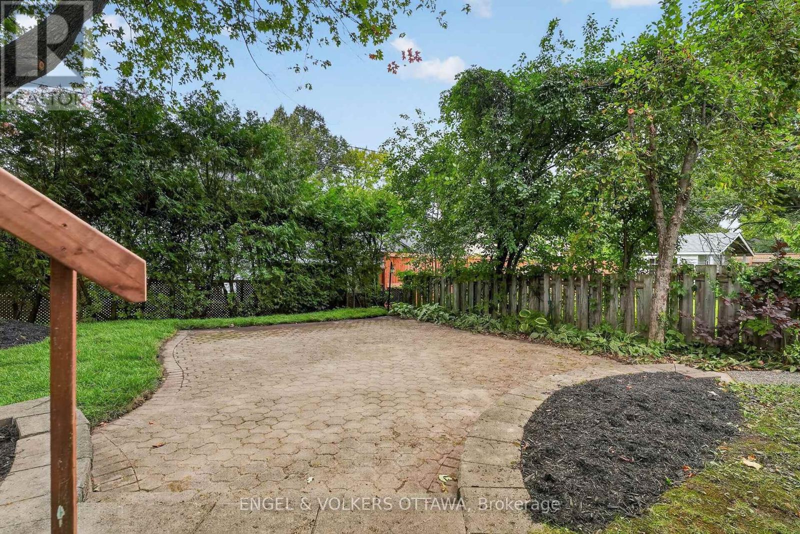 35 Bedford Crescent, Ottawa, Ontario  K1K 0E6 - Photo 30 - X13796904