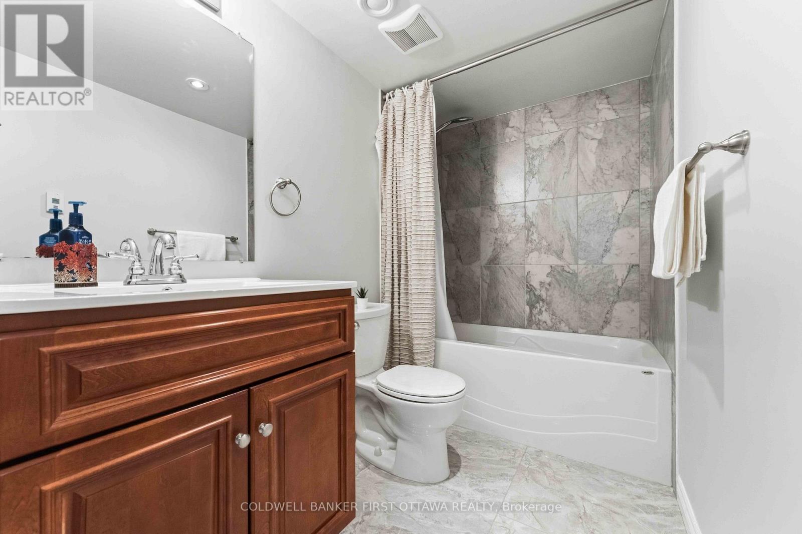 150 Strathcarron Crescent, Ottawa, Ontario  K2K 0C8 - Photo 43 - X13796916