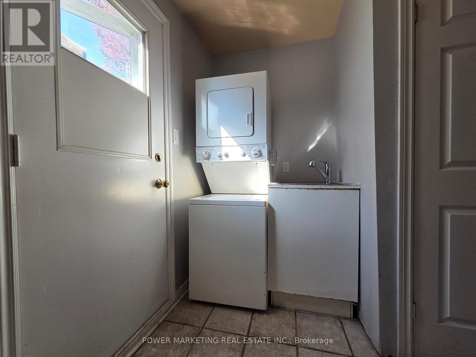 B - 81 Craig Henry Drive, Ottawa, Ontario  K2G 3S8 - Photo 10 - X13797126