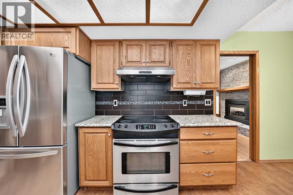 1030 Shawnee Road SW, Calgary, Alberta  T2Y 1W6 - Photo 8 - A2343262