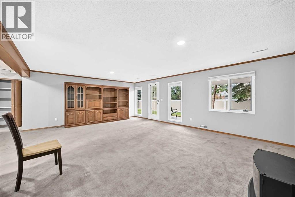 1030 Shawnee Road SW, Calgary, Alberta  T2Y 1W6 - Photo 36 - A2343262