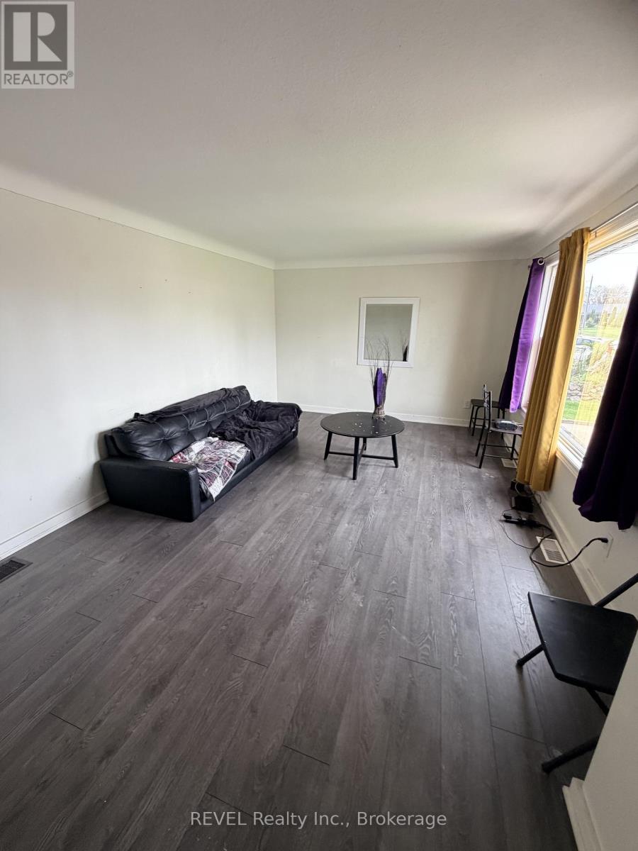 5974 Scott Street E, Niagara Falls, Ontario  L2E 3B4 - Photo 5 - X13797030