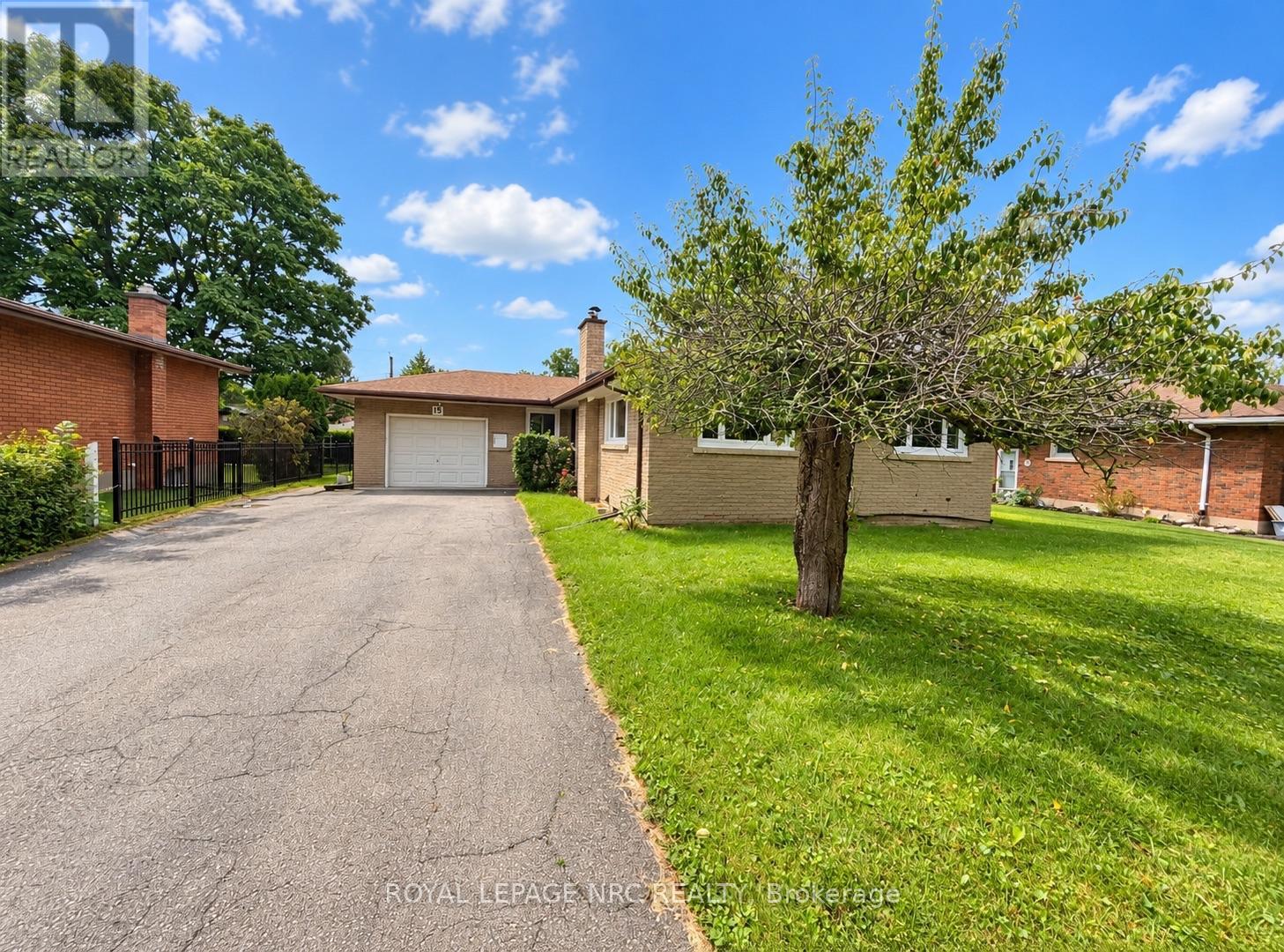 15 SPRINGHEAD (LOWER) GARDENS, Welland, Ontario