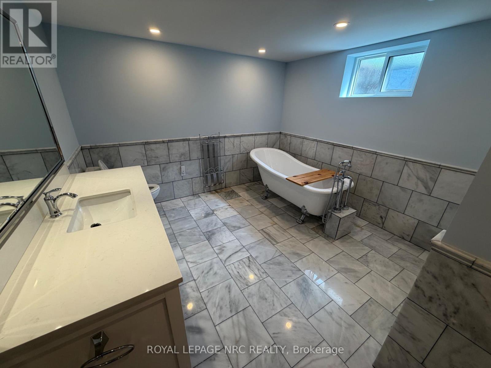 15 Springhead (Lower) Gardens, Welland, Ontario  L3C 5A7 - Photo 25 - X13797204