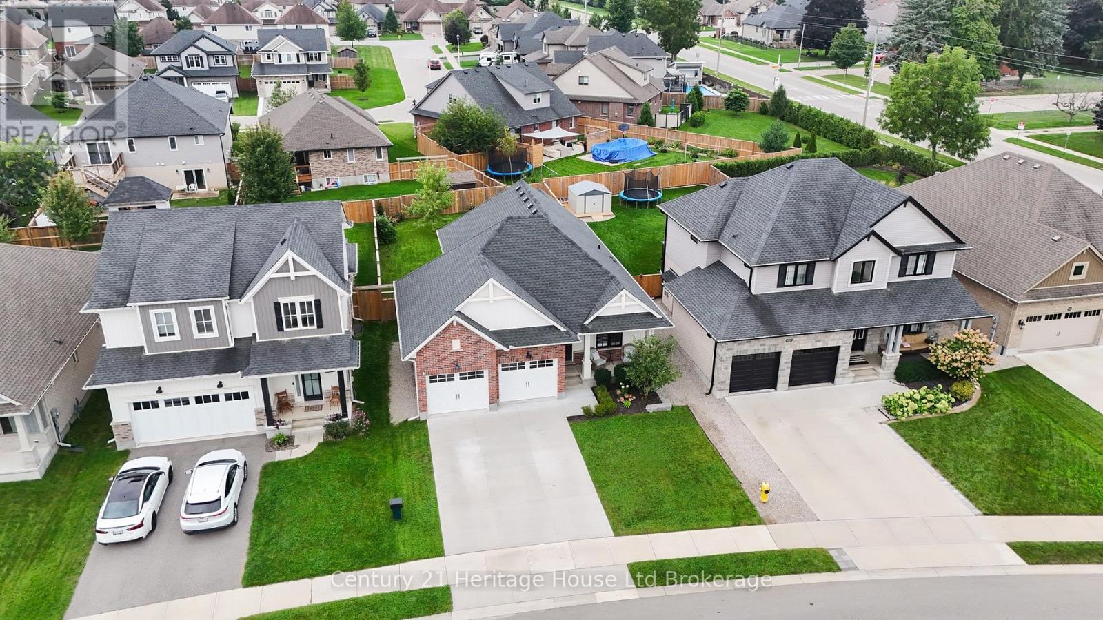 92 Dereham Drive, Tillsonburg, Ontario  N4G 0H1 - Photo 3 - X13796928