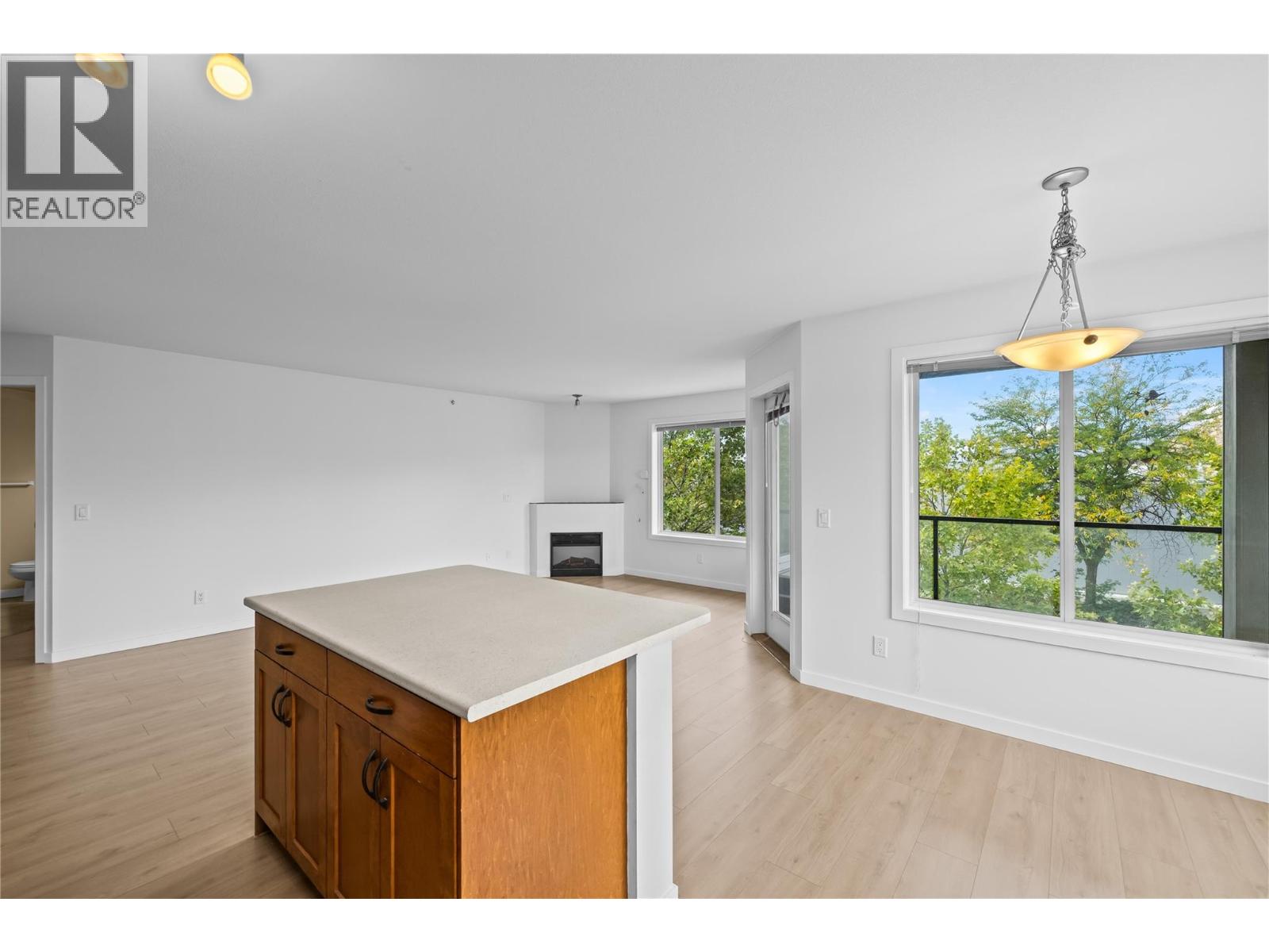 135 Ziprick Road Unit# 302, Kelowna, British Columbia  V1X 8B2 - Photo 11 - 10400636