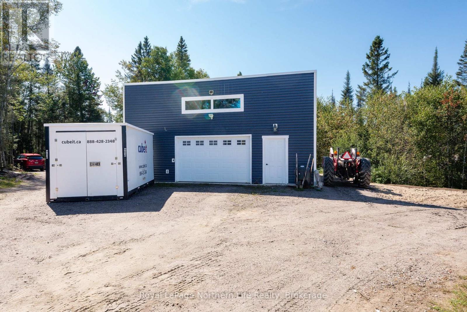 880 Memorial Park Drive E, Powassan, Ontario  P0H 1Z0 - Photo 3 - X13797278