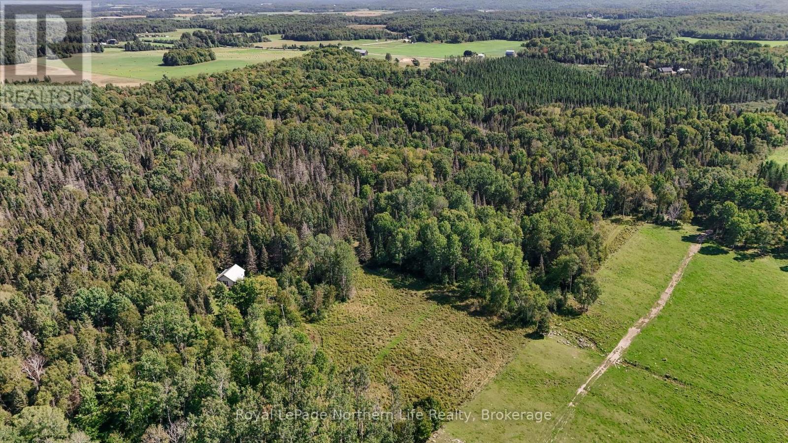 880 Memorial Park Drive E, Powassan, Ontario  P0H 1Z0 - Photo 37 - X13797278