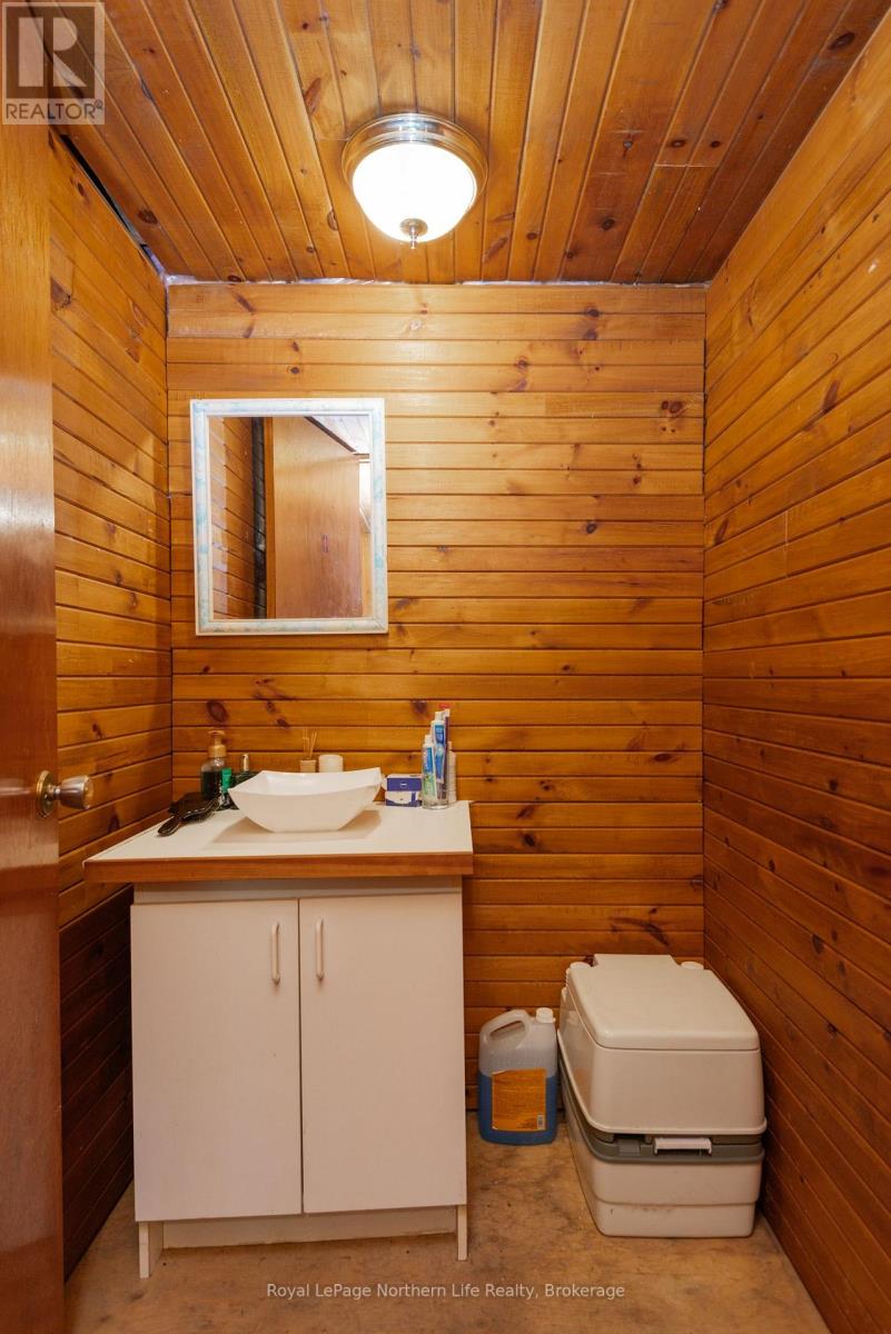 880 Memorial Park Drive E, Powassan, Ontario  P0H 1Z0 - Photo 46 - X13797278