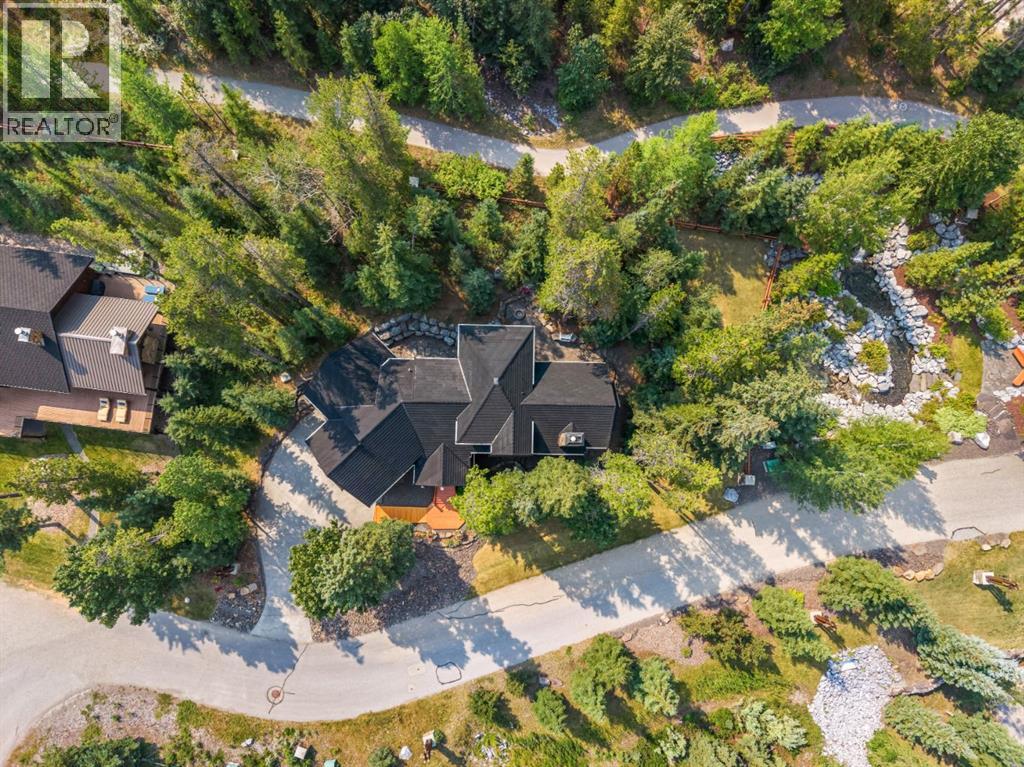 163 Cairns Landing, Canmore, Alberta  T1W 3J9 - Photo 3 - A2339677