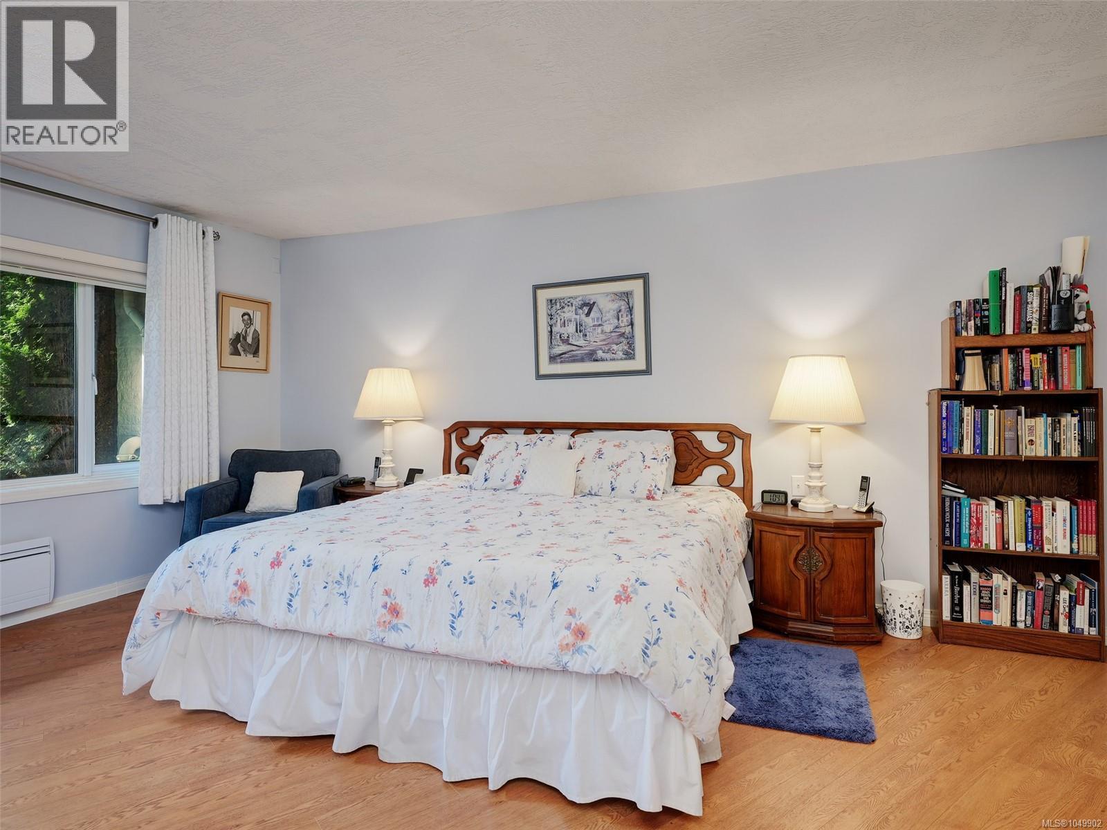 3105 2829 Arbutus Rd, Saanich, British Columbia V8N 5X5 - Photo 12 - 1049902