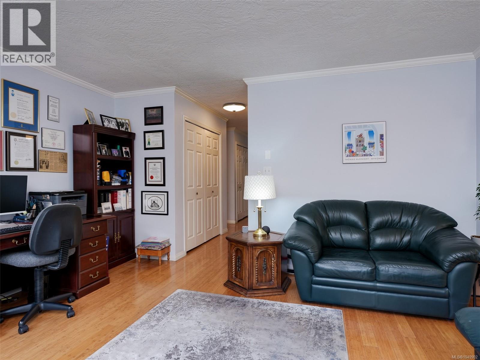 3105 2829 Arbutus Rd, Saanich, British Columbia V8N 5X5 - Photo 20 - 1049902